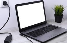 Cách Sạc Laptop Đúng Chuẩn: 10 Mẹo Giúp Bảo Vệ Pin Và Tăng Độ Bền Máy